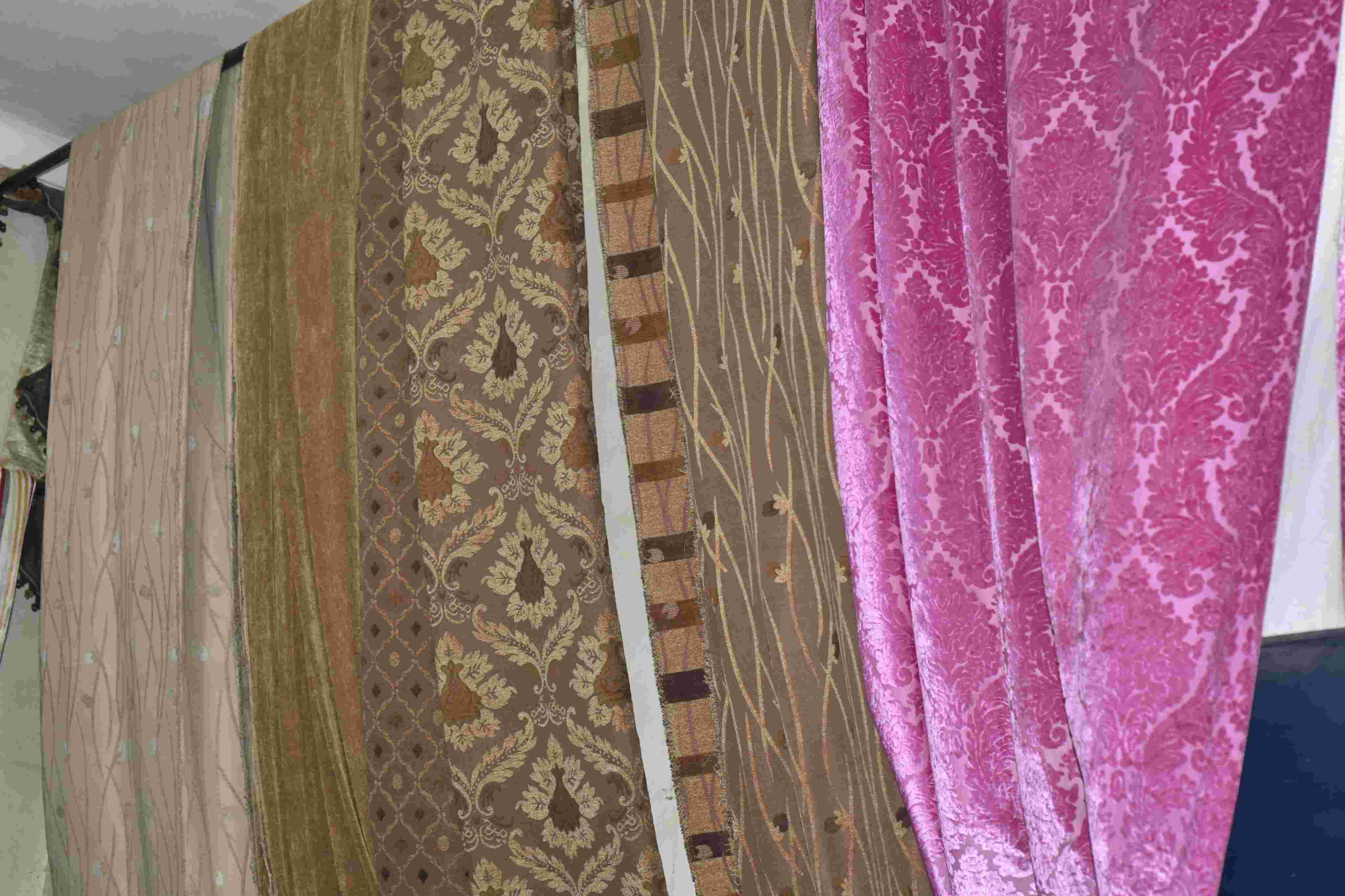 ameublement tapisser Marrakech - Tissu la Chenille,Ref : 70/2024