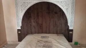 Literie Chambres a Coucher Marrakech - Sommier et Tête de lit pour Maison Hôte Marrakech